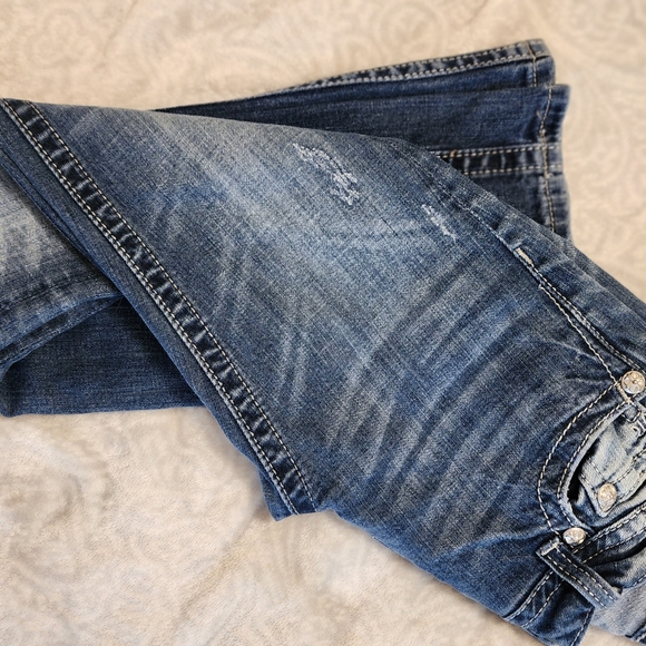 ​🏰 Miss Me Embellished Dark Wash Bootcut Jeans 🏰​ - Picture 9 of 10